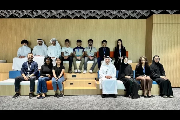 مجلس دو للشباب يتيح للطلبة الإماراتيين توسيع معرفتهم حول قطاع الاتصالات