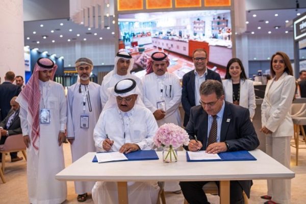 HMH Signs MOU for Corp Al Madinah Hotel
