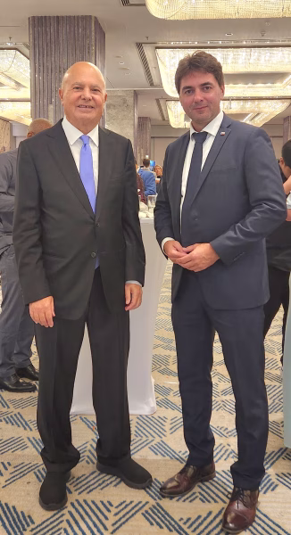 أكد فاتسلاف كوبيرا، مدير إدارة الأنشطة الفضائية في وزارة النقل التشيكية، أن مشاركة بلاده فيمعرض دبي الدولي للطيران 2025