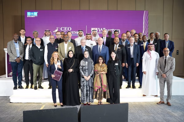 اختتمت أكاديمية الرؤساء التنفيذيين (CEO Academy)، الحائزة على إشادة دولية واسعة، أولى دوراتها في دبي هذا الأسبوع بنجاح