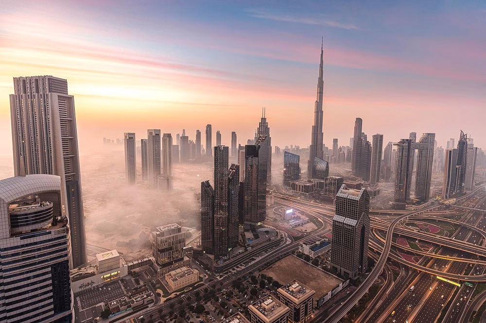 دبي، الإمارات العربية المتحدة، 5 يناير 2026:اختتم قطاع العقارات في دبي عاماً تاريخياً في 2025 بطفرة ديسمبر الأخيرة، مسجلاً